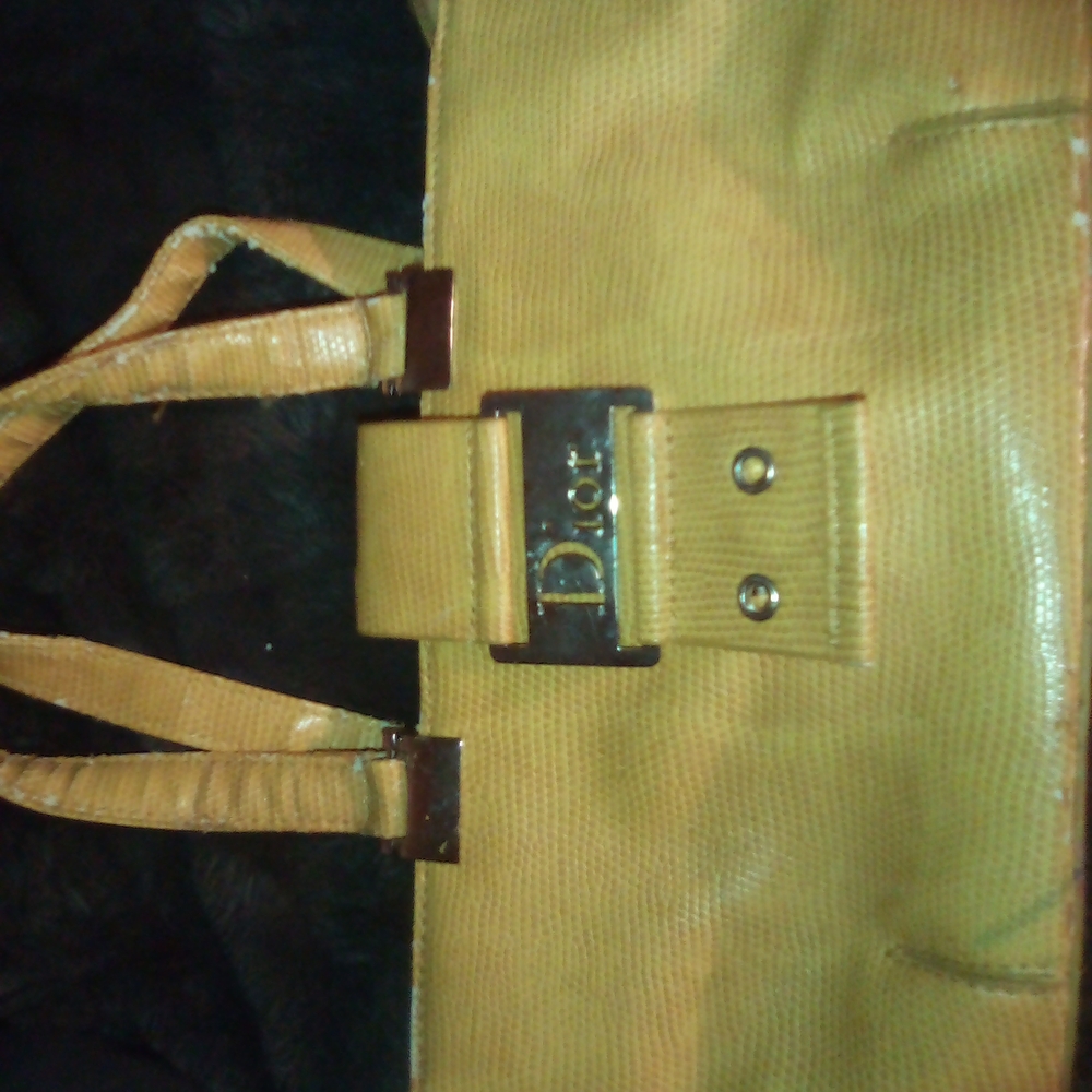 Dior Yellow Handbag - Picture 2 of 7